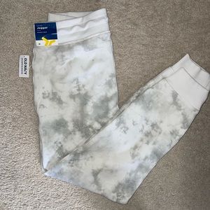 Old navy dynamic fleece jogger